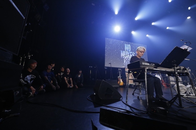 坂本龍一と参加者たちの”イマジン”、そしてピアノソロ”戦メリ”。奇跡が起こった「NO NUKES 2015」2日目を完全レポ